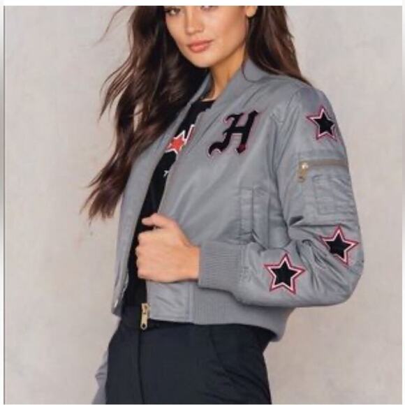 RARE Gigi Hadid x Tommy Hilfiger Women’s Gray Thermore Insulated Bomber Jacket - Picture 2 of 14